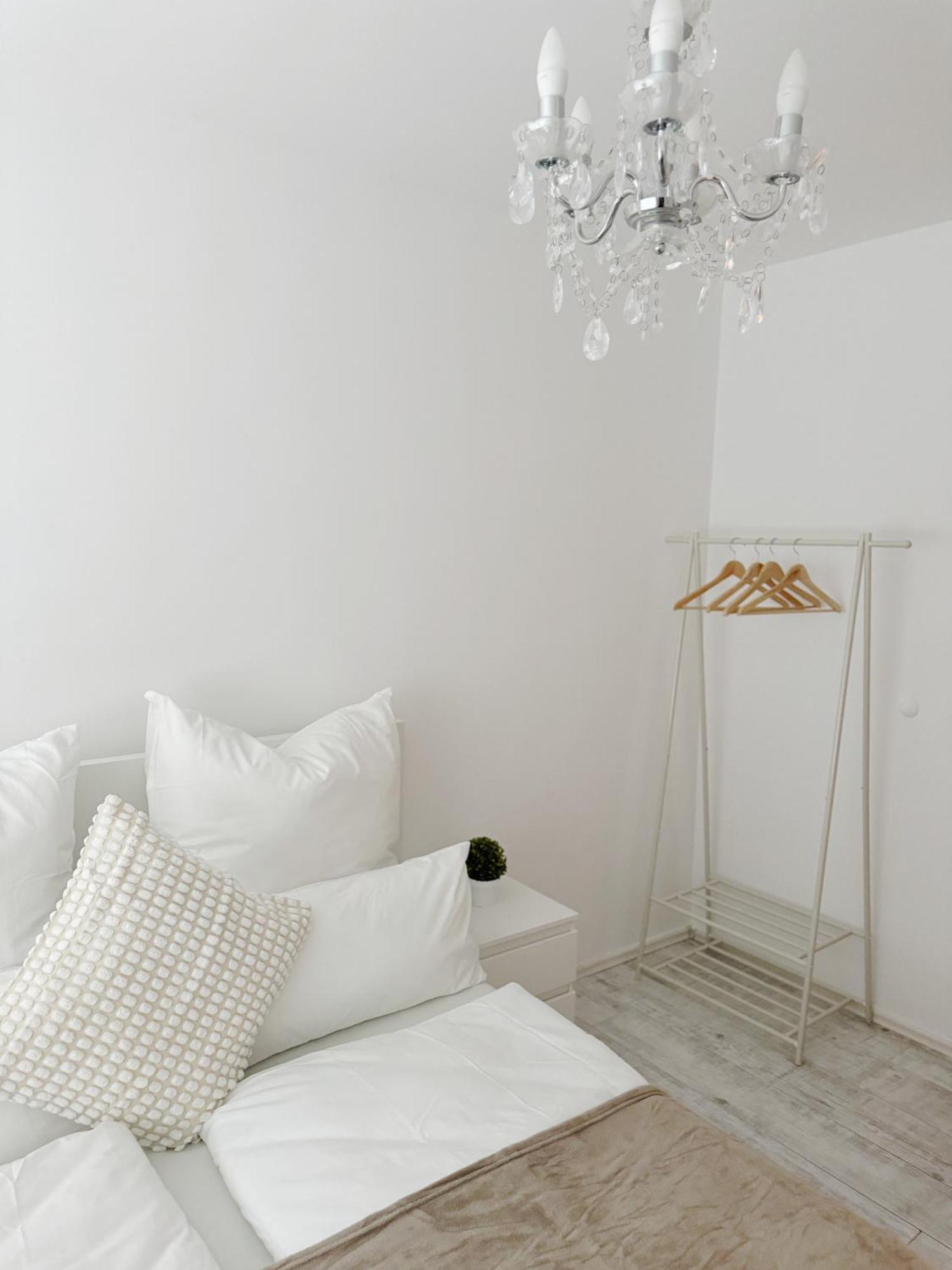 הנובר 90M2 I Central I Netflix I Wifi I Free Parking I Lia Apartments מראה חיצוני תמונה